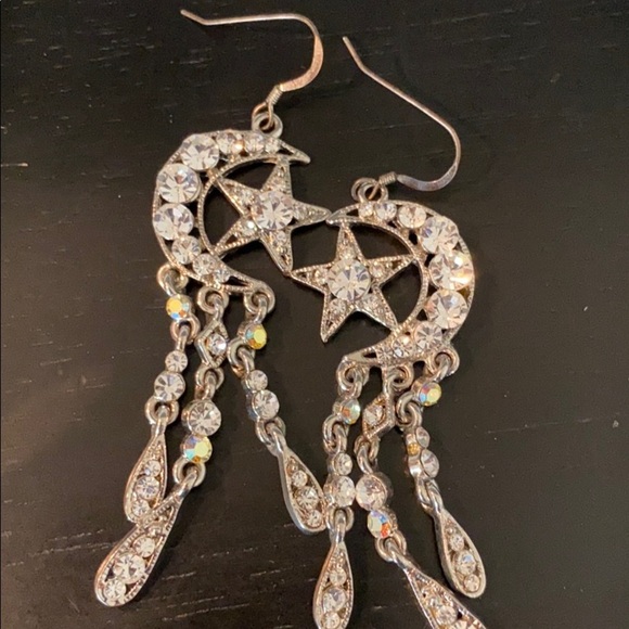 Blingy Gorgeous sun & stars earrings - Picture 2 of 6